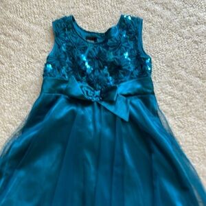 Great condition girls part dress size XL